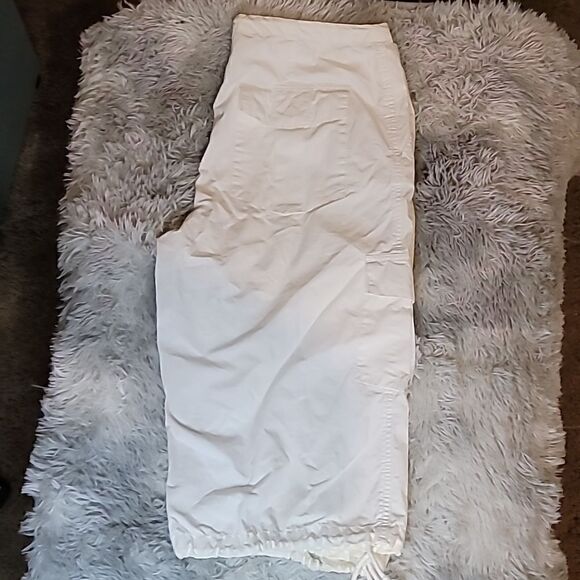 Liz Claiborne Sloane Cargo Bermuda shorts Size 12 - Picture 2 of 5